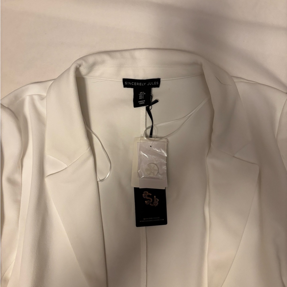 Sincerely Jules - White Blazer with Elegant Detailing - Size L - Picture 4 of 9